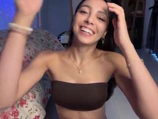 Live webcam model keirasworldd on Soda Cams