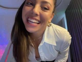 keirasworldd's CamSoda show and profile