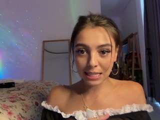 keirasworldd live cam profile