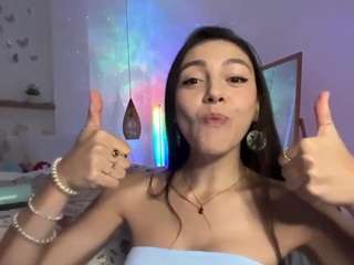 keirasworldd live webcam show