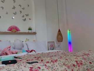 keirasworldd live webcam show