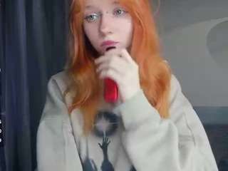 loriurie Live Webcam on CamSoda