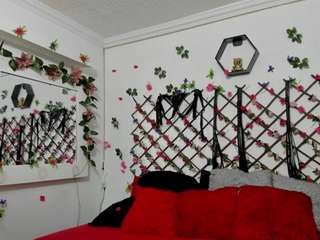 secret-ofgirls Live Webcam on CamSoda