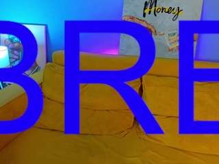 alicia-long's CamSoda show and profile