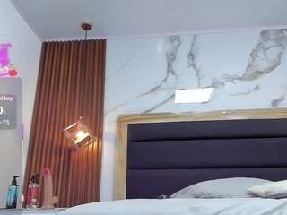 aliciatarly Live Webcam on CamSoda