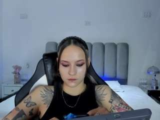 annyy-thompson webcam