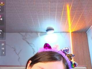 ariana18-b