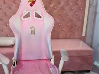 ariana18-b