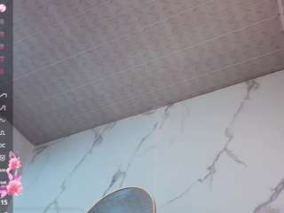 ariana18-b live webcam show