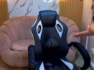 ARISWEET live webcam show
