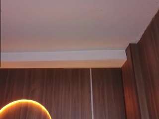 ariana18-b