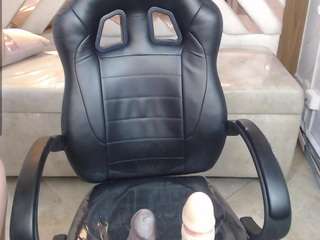 clhoe-b live webcam show