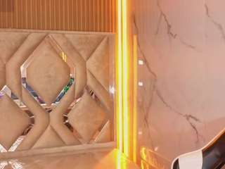 Live webcam model cloe-evans-tx on Soda Cams