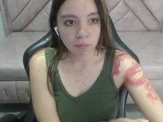 Live webcam model eco-deluna-v on Soda Cams