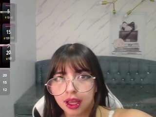 elizabeth-t Live Webcam on CamSoda