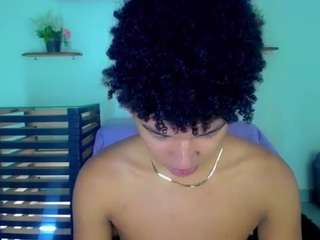 emmacorine Live Webcam on CamSoda