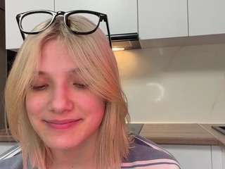 le modèle galinanyland est en webcam porno dans un show sur le site camsoda, il possède les tags suivants: ass,petite,young adult,teen 18,tattoos,striptease,spanking,skinny,raven hair,normal,big tits,facial piercings,drinking,doggy style,cock rating,camel toe,brown eyes,body massage,hd