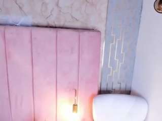 hillary-collins webcam