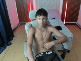 juan-mhata Sex Cam Show