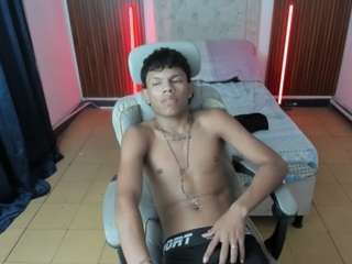 juan-mhata Sex Cam Show