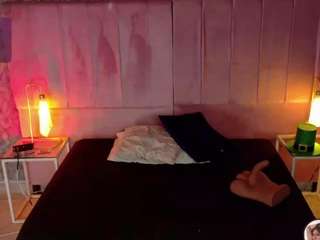 lilith-stone live cam profile