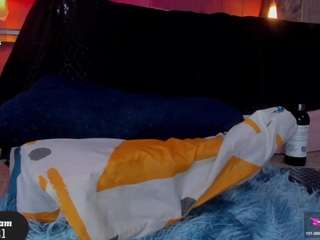 lilith-stone's CamSoda show and profile