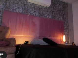 Live cam show with Lilith