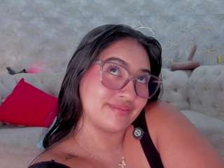 Lilith live webcam show