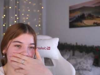 Live webcam model lovensina on Soda Cams