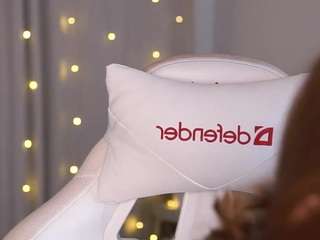 Live webcam model lovensina on Soda Cams