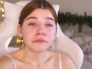 Live webcam model lovensina on Soda Cams