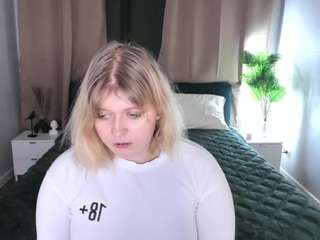 luna-c0ra Live Webcam on CamSoda