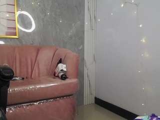 mady0619-ch Live Webcam on CamSoda