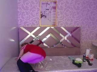 Este modelo está ao vivo agora. mady0619-ch