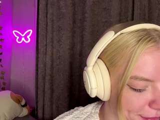 Live cam show with MarceneMorici