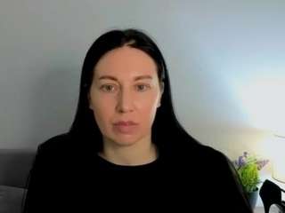 le modèle miaseductive est en webcam porno dans un show sur le site camsoda, il possède les tags suivants: blue eyes,body massage,dirty talk,domination,joi,nipple piercings,no drinking,no smoking,sexting,yoga,brown hair,curvy,hd