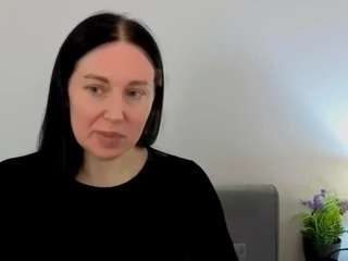 miaseductive live cam profile