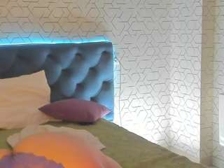 moonlit-adelee Smoking live webcam