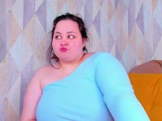 moonlit-adelee's CamSoda show and profile