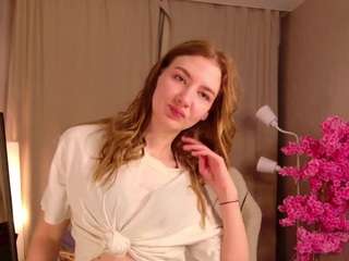 Live webcam model pinkclou9 on Soda Cams