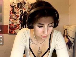 Live webcam model raeanngoar on Soda Cams