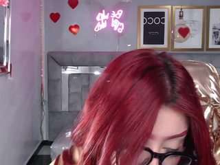Live webcam model red-bunny-v on Soda Cams