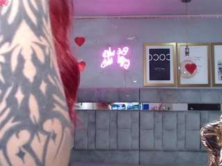 Live webcam model red-bunny-v on Soda Cams