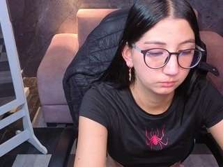 SKINNYSOPHIE