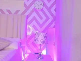 Live cam show with Tayrasiny