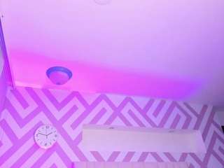 tayrasiny's live room