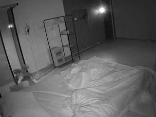 voyeurcam-jb-room-10