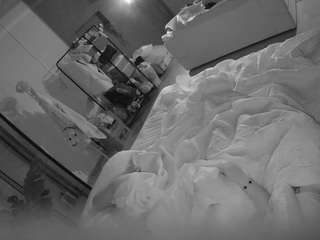 voyeurcam-jb-room-10 live cam profile