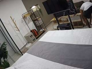 voyeurcam-jb-room-10's CamSoda show and profile