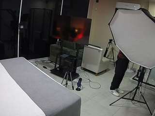 Profile thumbnail for voyeurcam-jb-room-9